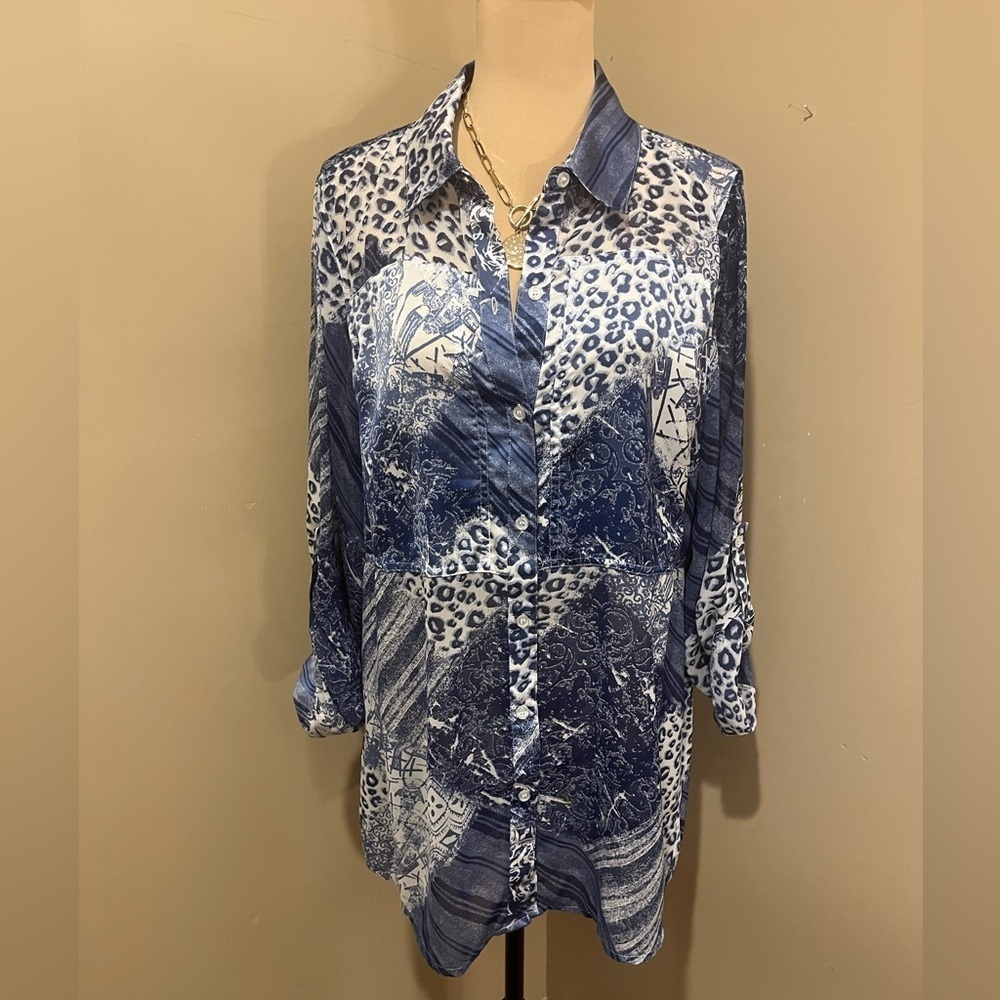 Multiples Blue and White Patterned Button-Down Shirt